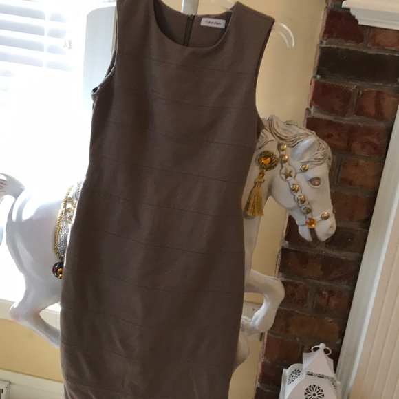Calvin Klein dress size 4 - Picture 2 of 4